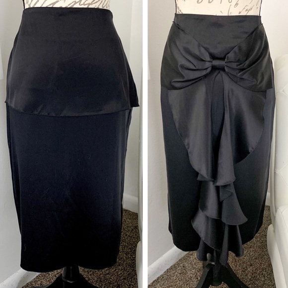 Jenni Kayne Dresses & Skirts - NWT $425 Jenni Kayne 100% Silk Large Back Bow Side Zip Midi Pencil Skirt Black 4